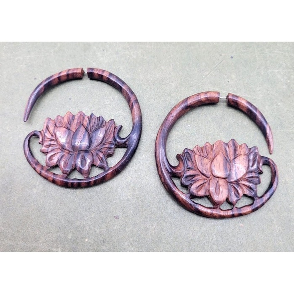 NEW Faux Gauge Earrings Wood Tribal Festival Lotus Hand Carved Cochella Vibe